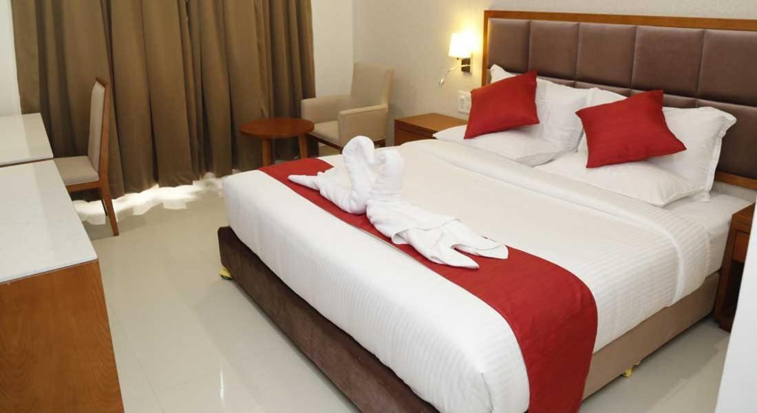 Nakshatra Palace Hotel Kanyakumari Esterno foto